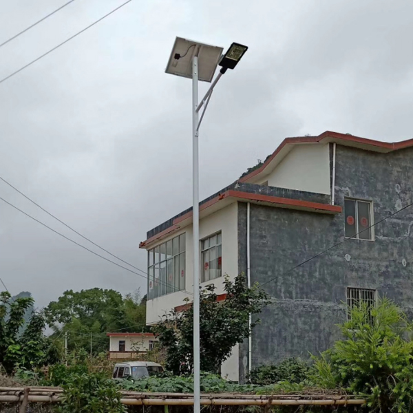 Solar street lamp